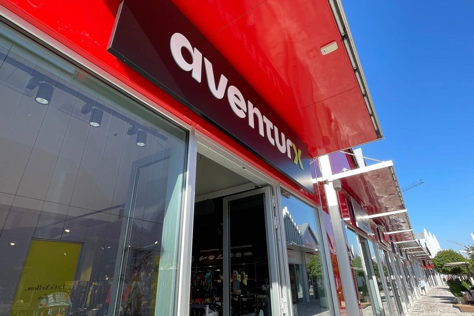 Il negozio Aventurx di Scalo Milano visto dall’esterno